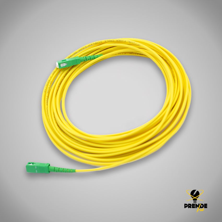 Condición Soleado Haciendo Cable de fibra óptica - Cable amarillo ethernet - Prendeluz